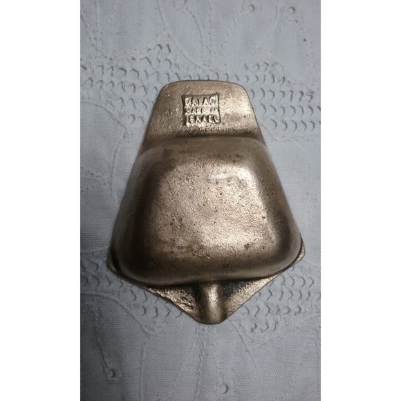 Vintage Dayagi Small Hammered Brass Ashtray  Signed Israel - Picture 5 of 7